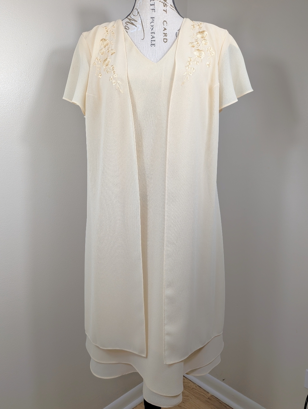 Just In Thyme Light Yellow Cream Chiffon Embroidered Dress 12P Wedding Formal